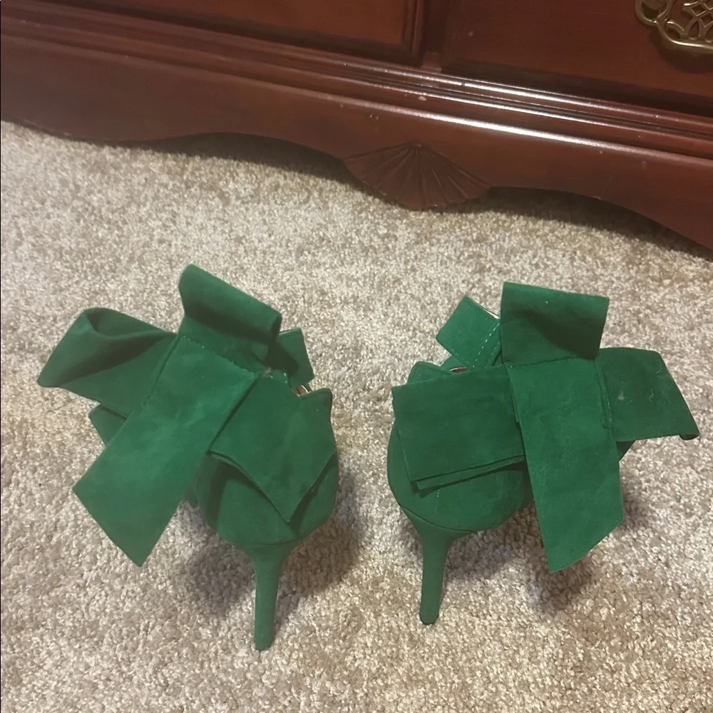 Green Suede Heels with Bow - Picture 2 of 5